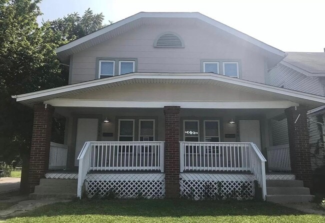 Photo - 1146 S Champion Ave