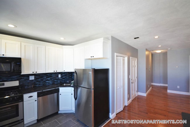 Photo - 349 Sumner St Unit 2