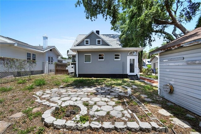 Photo - 766 13th Ave S