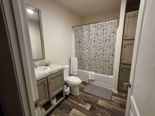 Photo - 2691 Eagle Dr