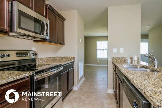 Photo - 726 Hollandale Rd