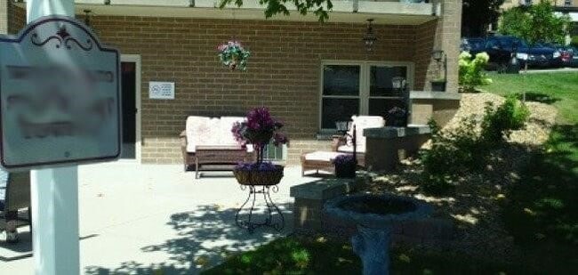 Photo - 126 W Church St