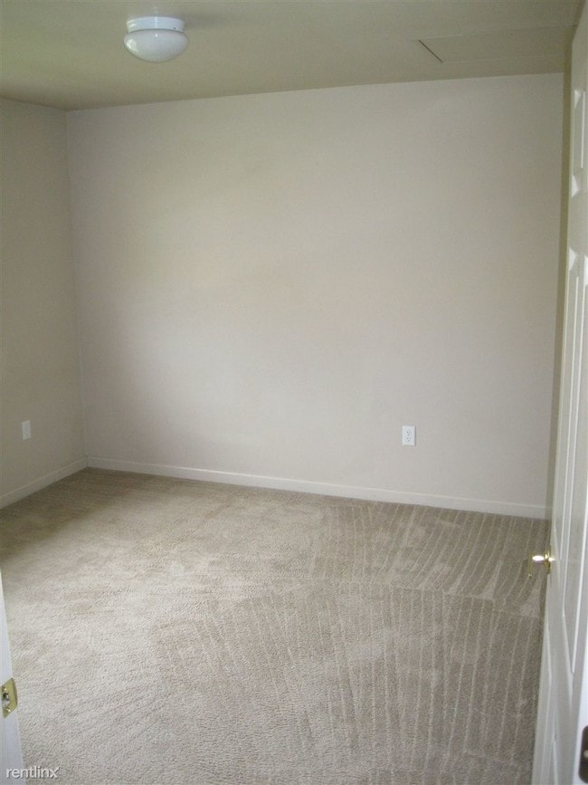 008 - Capital Greens Apartments