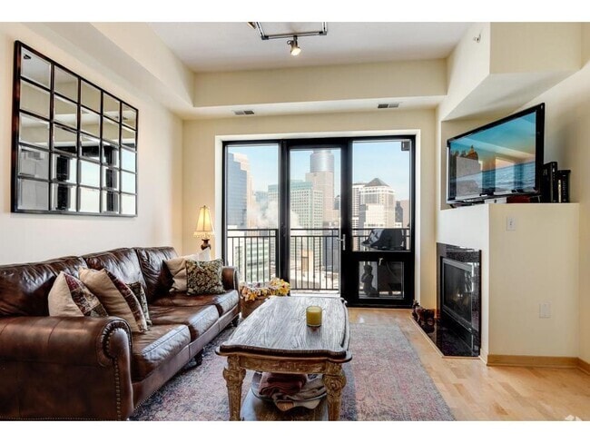 Building Photo - 500 500 E Grant St Unit 2604 Rental