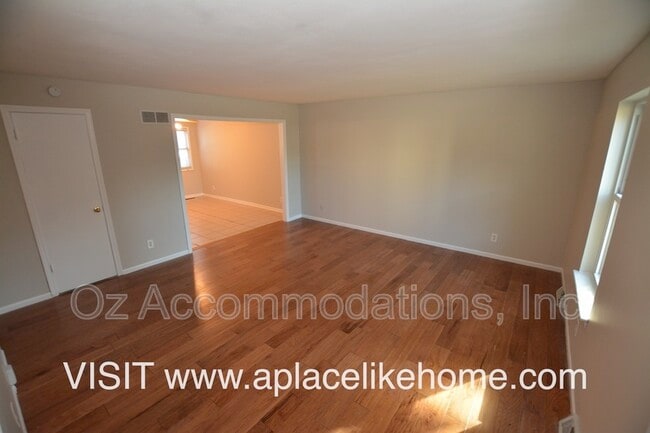 Photo - 6124 E 129 St