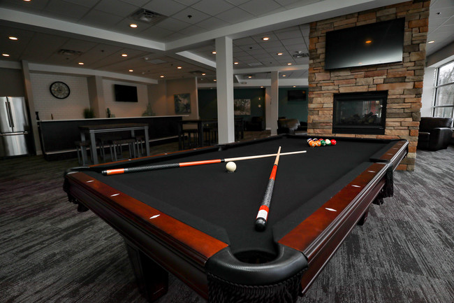 Club room with billiards table - Creekview Court Apartments