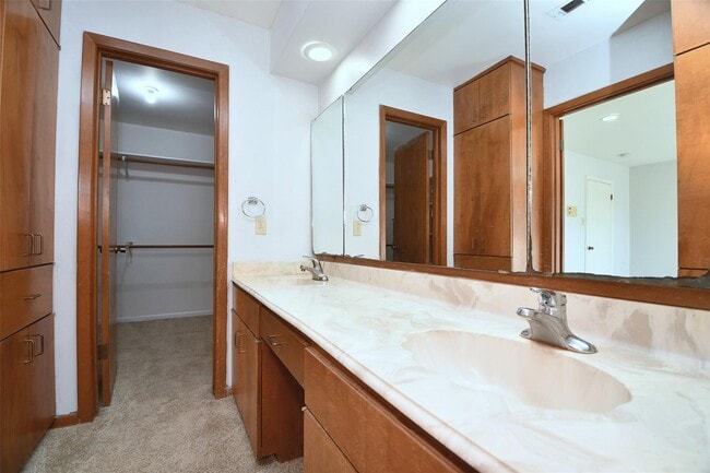 Photo - 7718 Moondance Ln