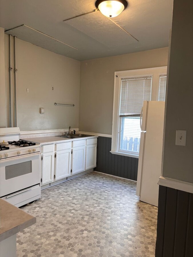 Photo - 240-240 N Oakland Ave Unit 238 N Oakland