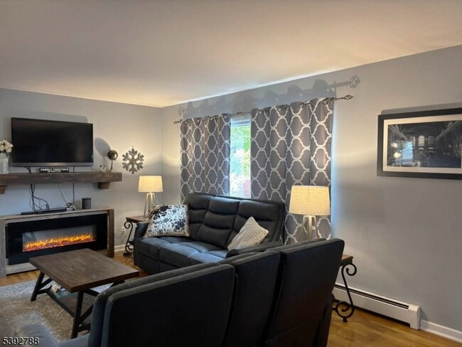 Photo - 42 Willow Way