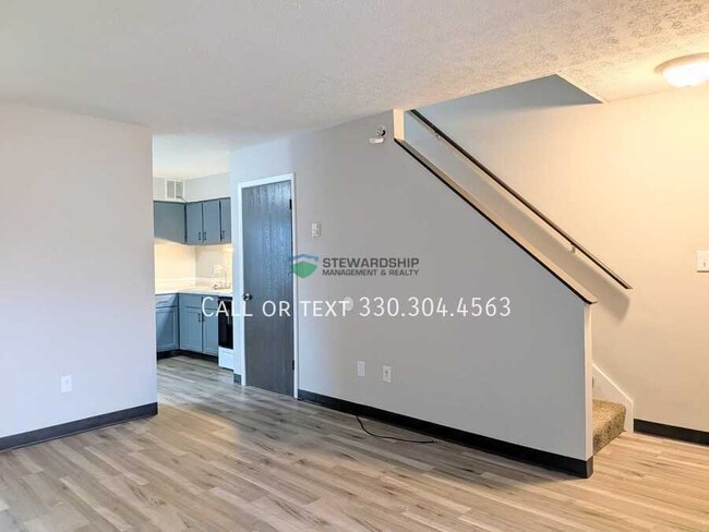 Photo - 234 Engadine Ct Unit B3