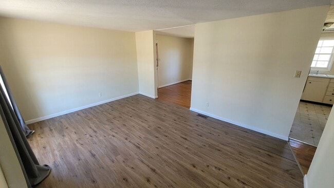 Photo - 3br Ranch home on large lot