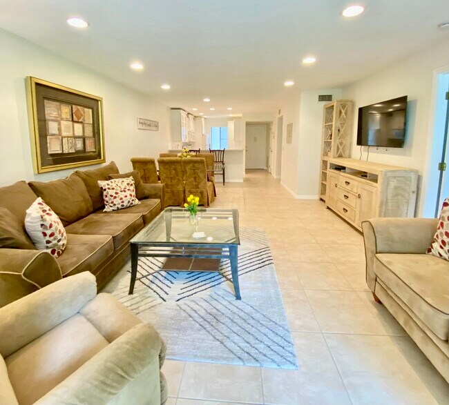 4801 Esedra Ct Unidad 104