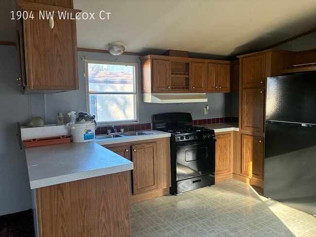 Photo - 1904 NW Wilcox Ct