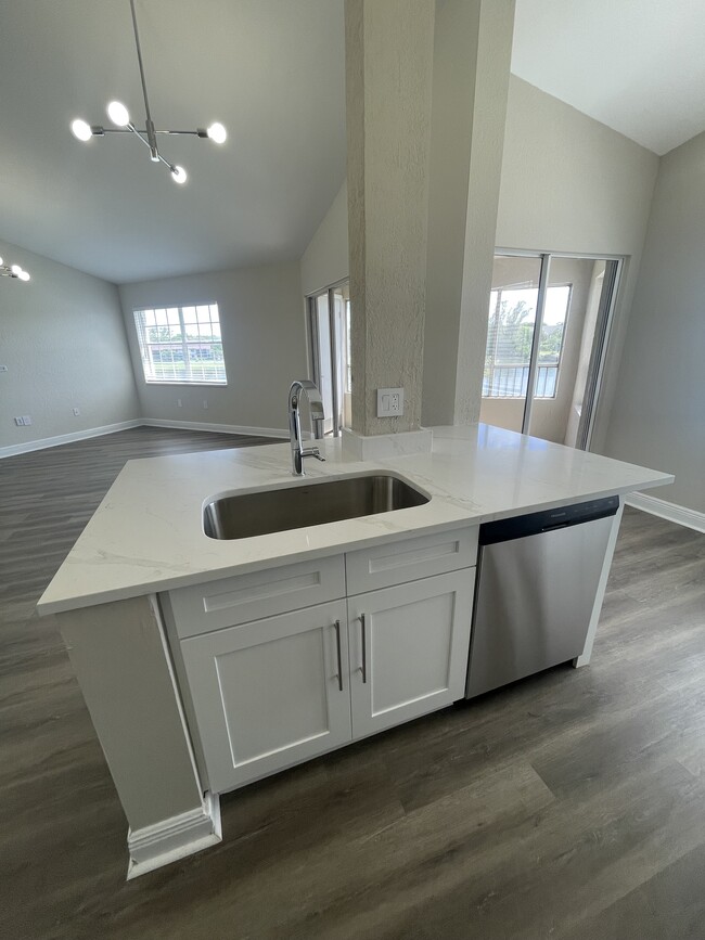 Photo - 2850 N Oakland Forest Dr Unidad 2850 #305