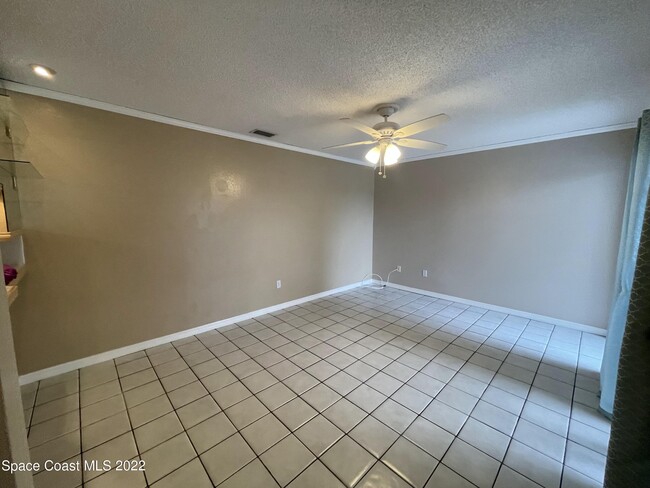 Photo - 1425 Malibu Cir NE