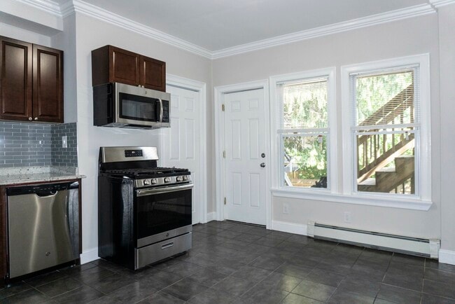 Photo - 101 Chelsea St Unit 1