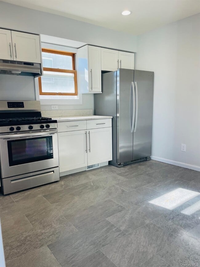 Photo - 16 Oldwood Rd S