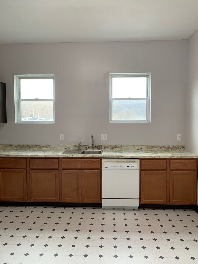 Dishwasher, new cabinets and countertop - 1518 7th Ave Unit 1518 A
