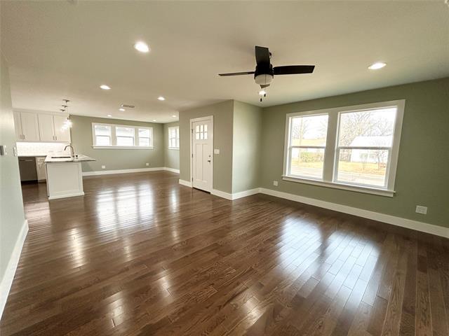 Photo - 102 Colorado St