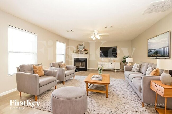 Photo - 420 Creek Oak Dr