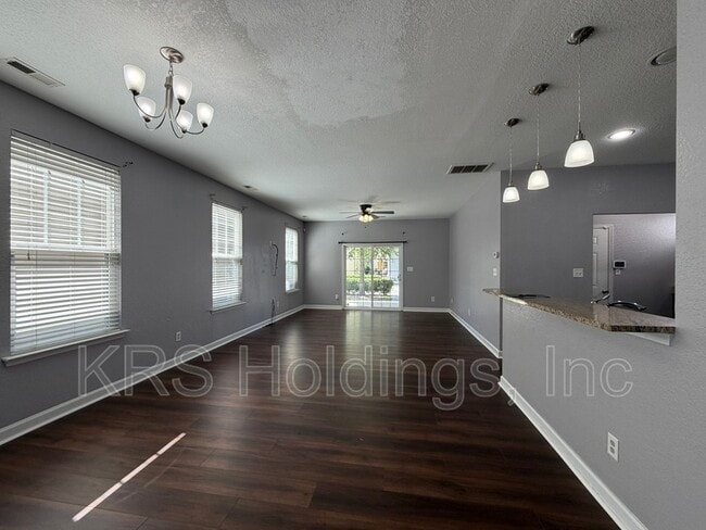 Photo - 214 Harmony Dr