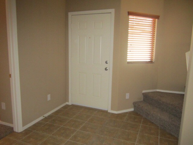 Photo - SPACIOUS 5BED + LOFT, 3 BATH LOCATED NEAR ...