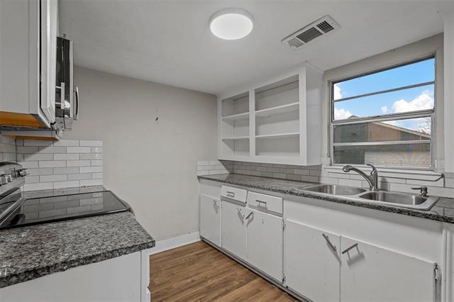 Photo - 906 E Houston St
