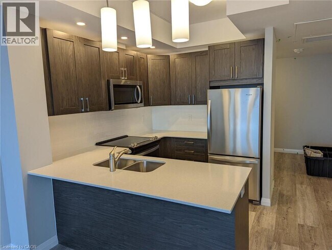 Photo - 60 Charles St W Unit 2512