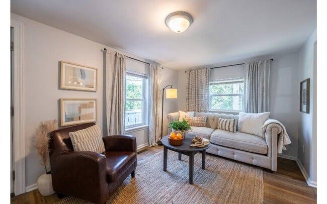 Building Photo - 145 Griffeth St Unit ID1302823P Rental