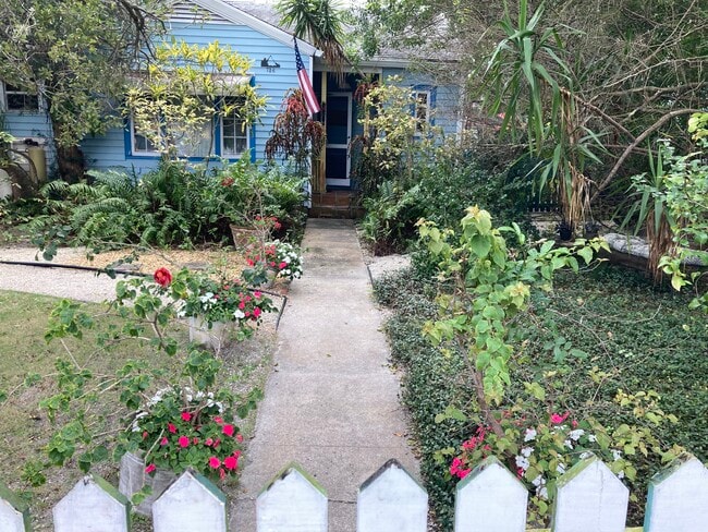 Photo - 736 High St Casa