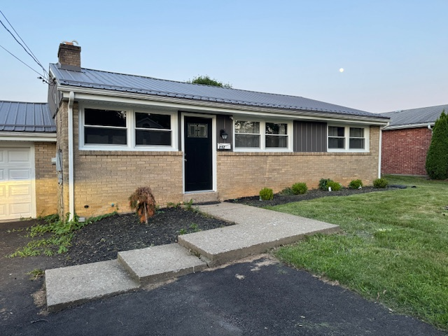 232 Bluff St House - House Rental in Zelienople, PA | ForRent.com