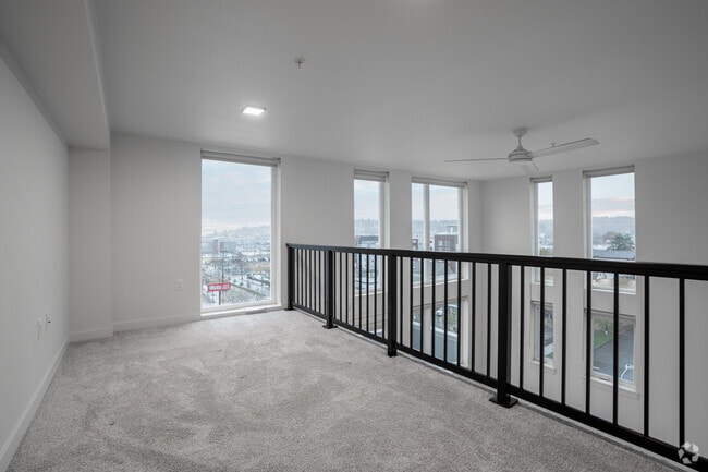 Loft - 543SF - Bedroom