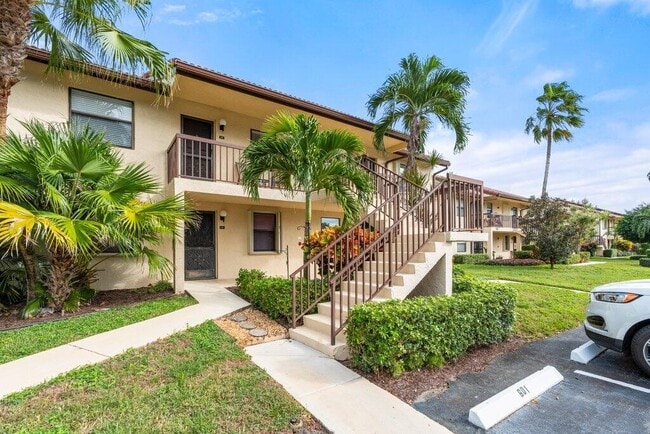 Building Photo - 4654 Lucerne Lakes Blvd E Unit 206