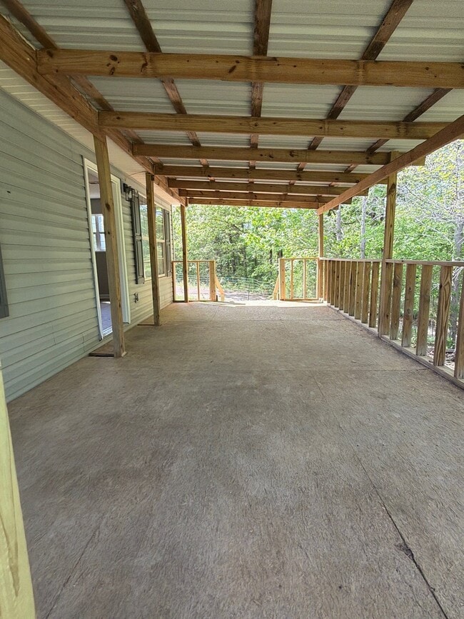 Photo - 105 Ray Hardister Rd