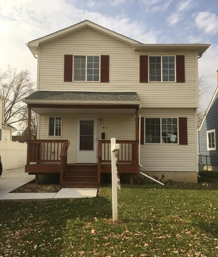 3 Bedroom Single Family Home - 3 Bedroom Single Family Home