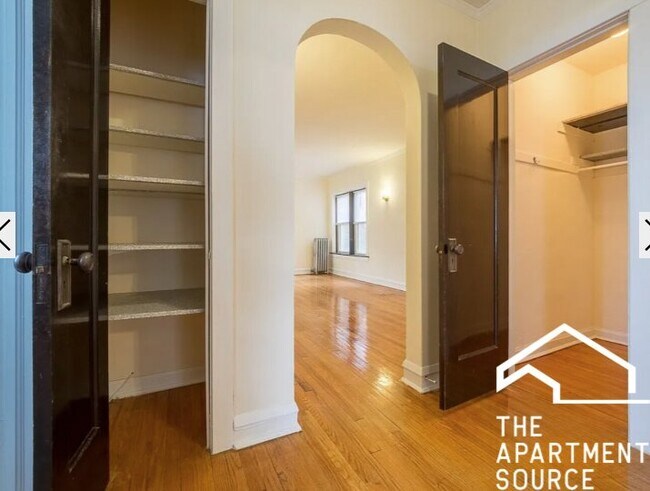 Photo - 2108 W Ainslie St Unidad W3