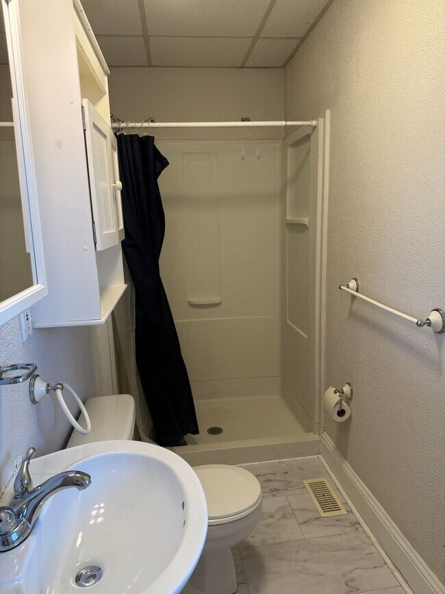 Photo - Motter Ave Unit #1