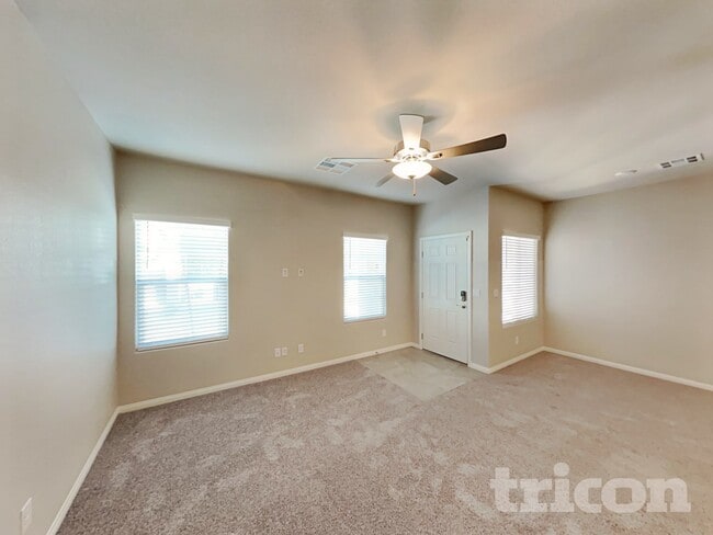 Photo - 7237 Halo Falls St