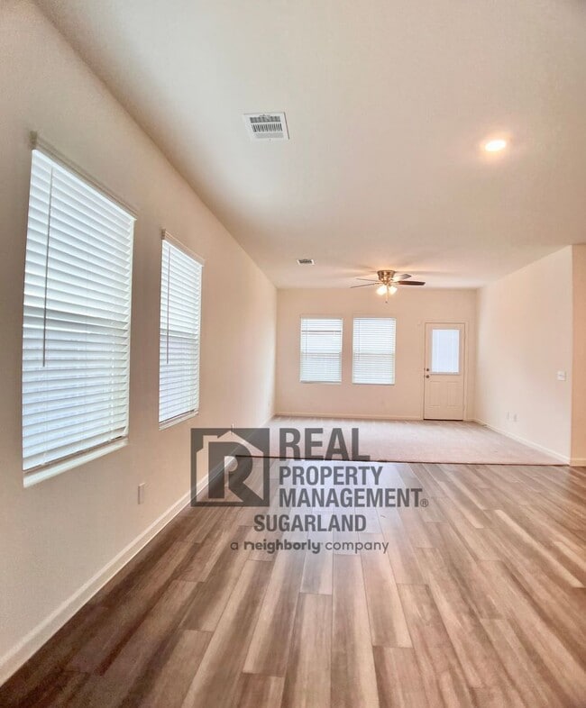 Photo - Water Views & Modern Style in Richmond