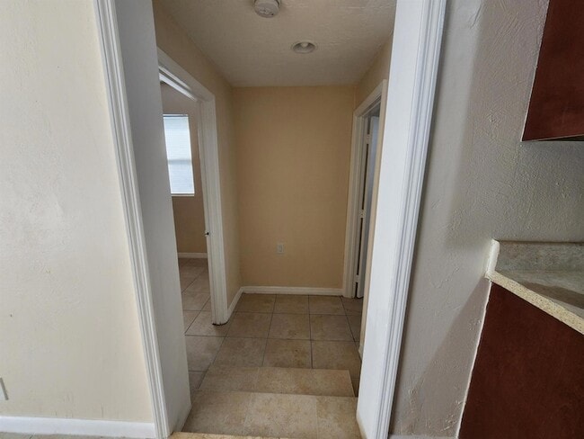 Photo - 1041 21st St House