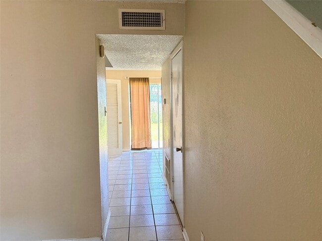 Photo - 702 Hargest St Unit 7