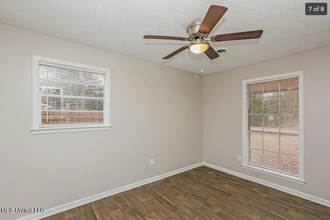 Photo - 3102 Longwood Dr