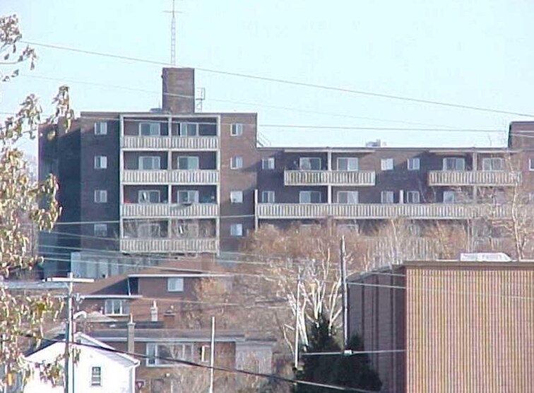 Regent Court Apartments - Regent Court Apartments