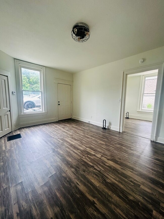 Photo - Cozy One Bedroom Unit 305-103
