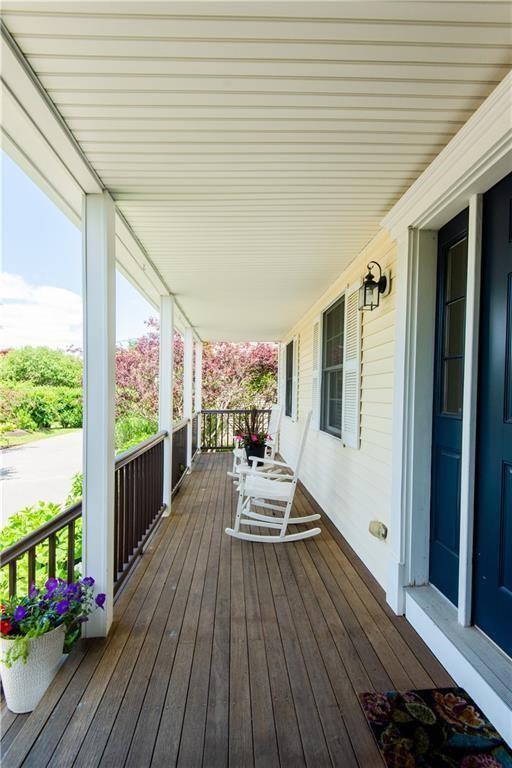 Photo - 663 Aquidneck Ave