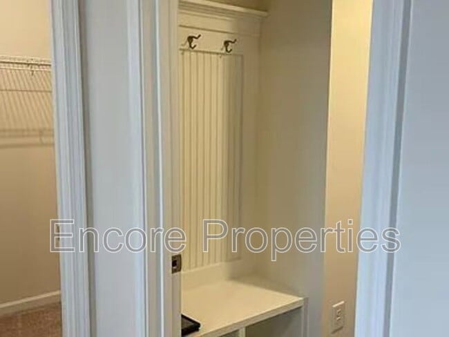 Photo - 1121 Diamond Dove Ln