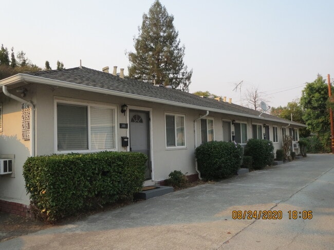 Building Photo - 2899 Alma St Unit 2899