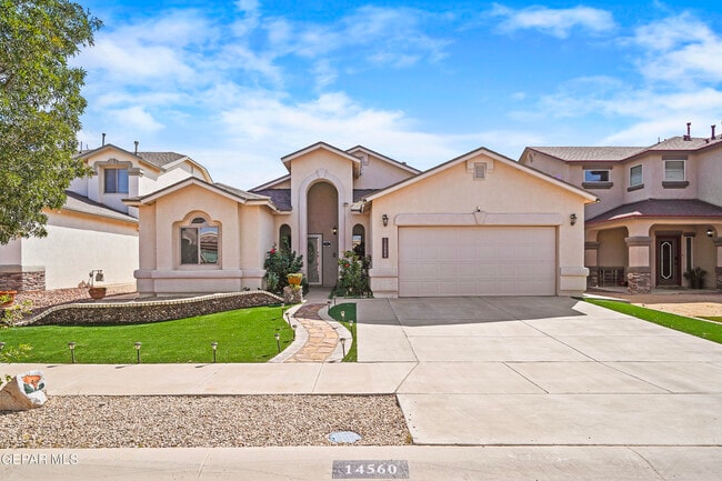 Building Photo - 14560 Meadow Lawn