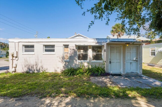 Photo - 725 5th Ave N Casa