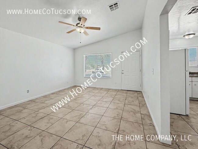 Photo - 149 W Lester St